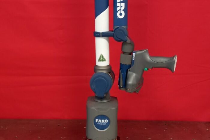 Faro Design Arm 7 Axis 2.5 Meter w/ Laser Line Probe HD