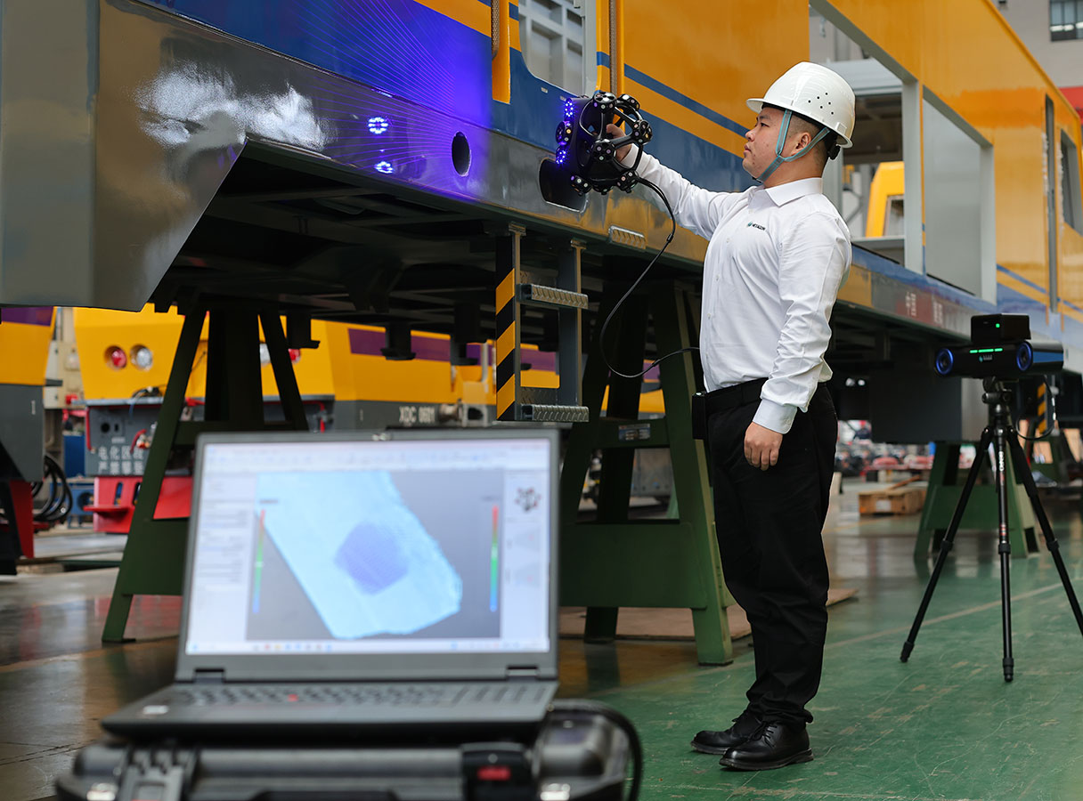 Speed-without-setup_Horizontal-card_1216x900 Metrologist 3D scanning with the Hexagon Hyperscan